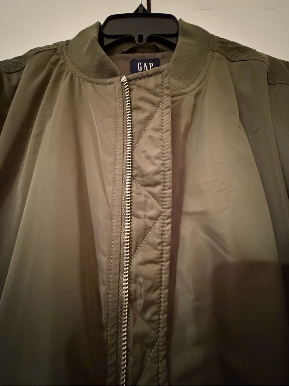 GAP Olive Green Women’s Bomber Jacket - Picture 2 of 5